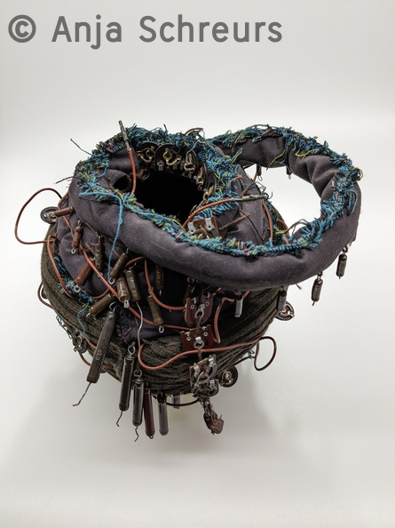 Anja Schreurs_E-hive.jpg